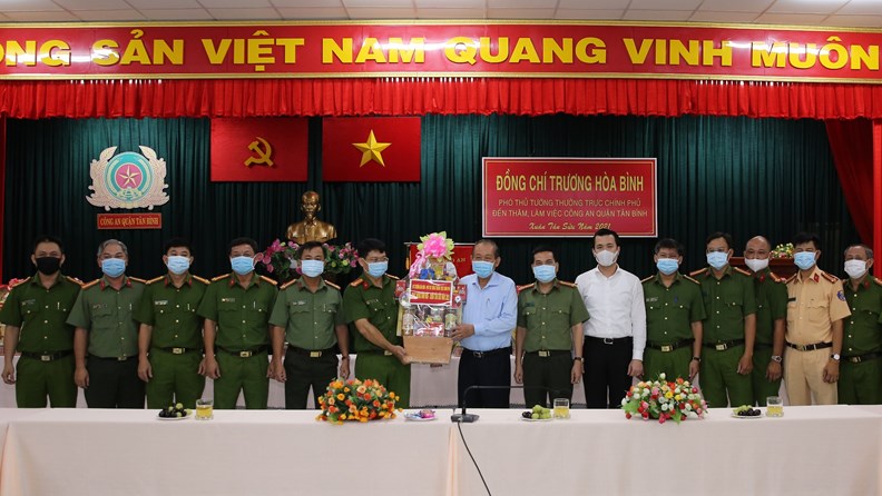 Phó Thủ tướng Thường trực chúc Tết Công an TPHCM - ảnh 3